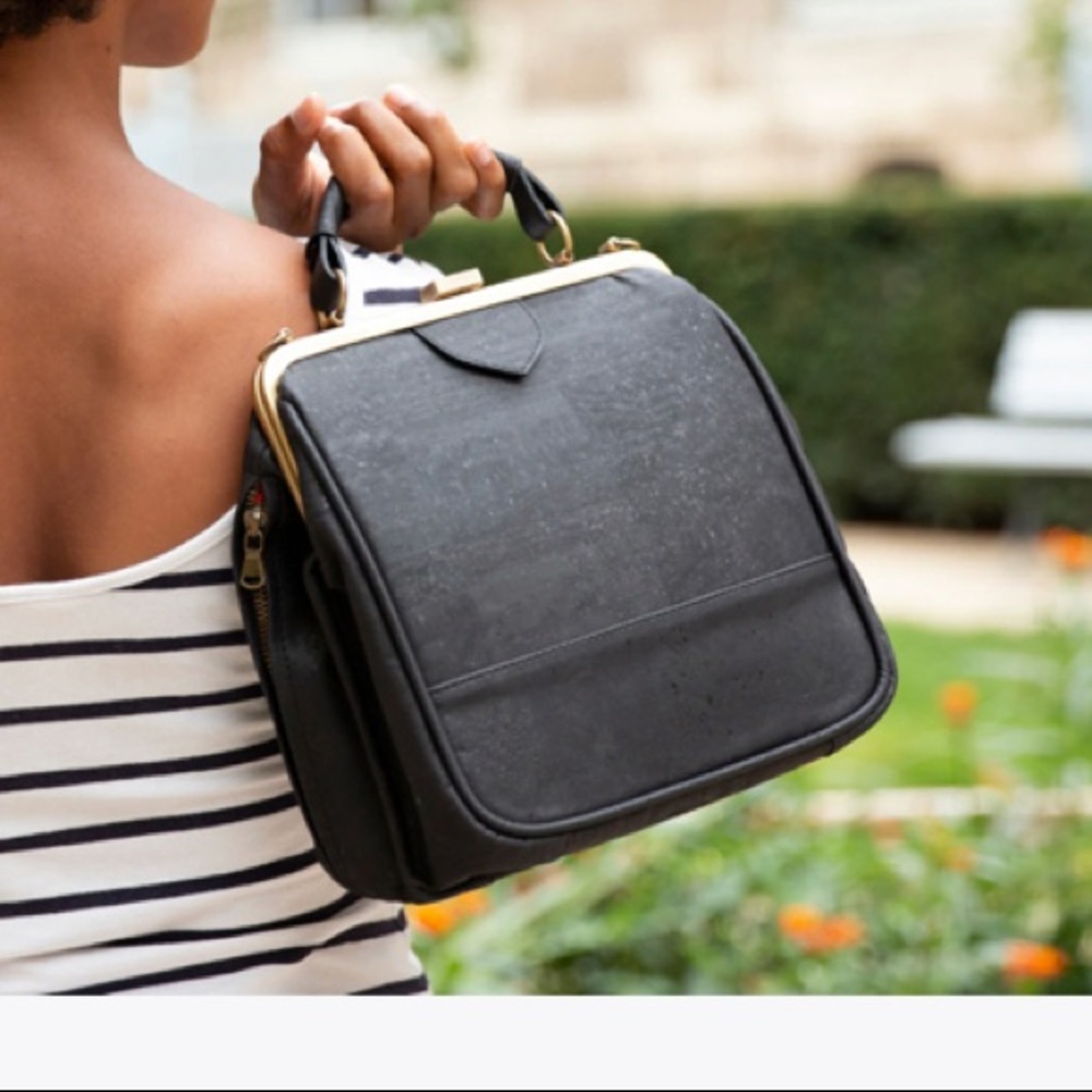 NWT LaFlore Paris Bebebark convertible purse